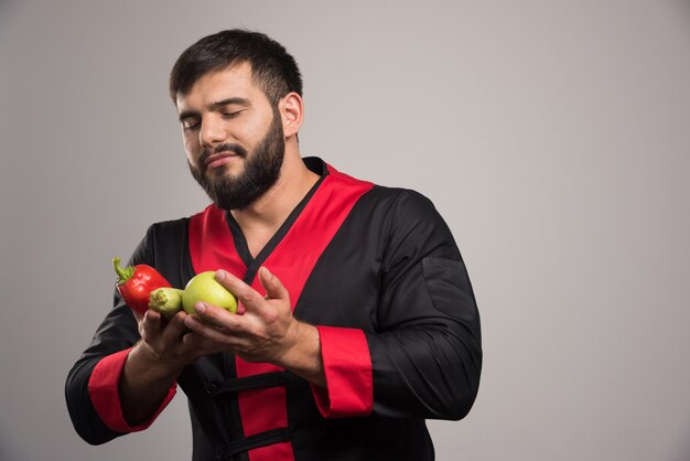 Jak zbilansowana dieta wspiera męską pewność siebie i atrakcyjność